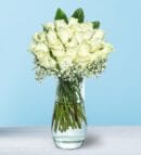 25 White Roses in a Vase